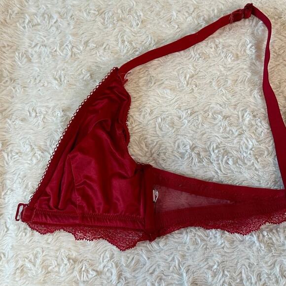 Victoria’s Secret Red Lace Bralette - Picture 6 of 7
